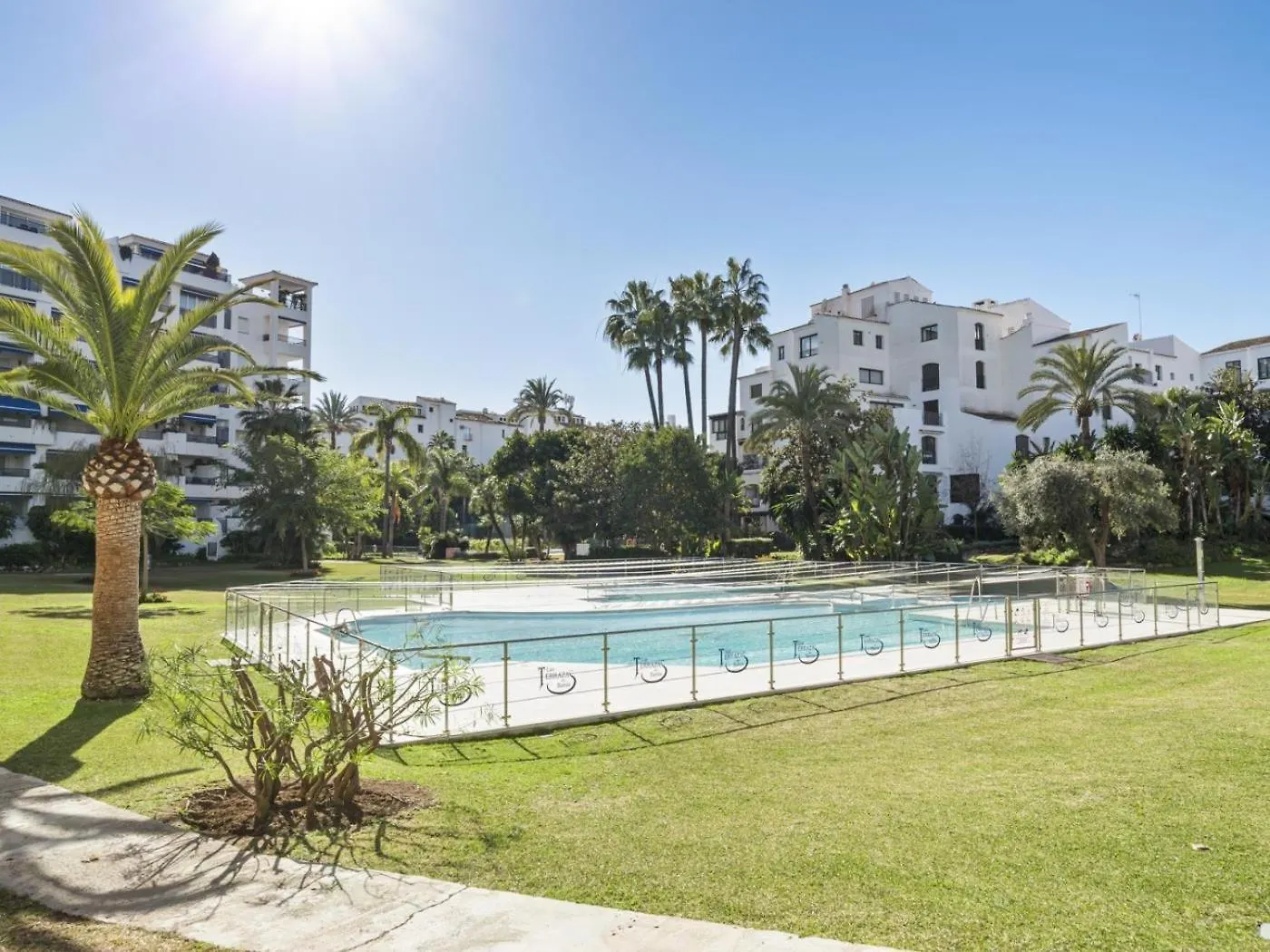 마르베야 Terrazas De Banus 4 12 아파트 0*,
